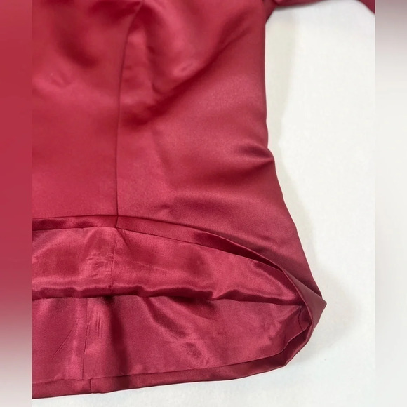 VIE BY VICTORIA ROYAL Women’s VINTAGE Cuffed Sleeve V‎ Neck Burgundy Top 18 - Picture 8 of 16